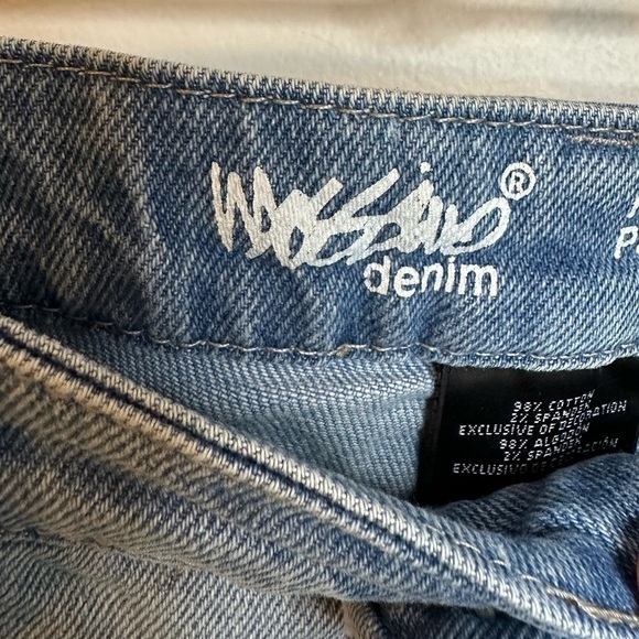 NWOT Mossimo High Rise Blue Jean Cutoff Shorts Embroidered Patches Size 4/27 - Picture 7 of 8